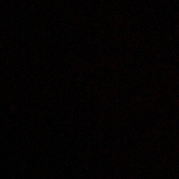 Meet your Posher, Alyssa - Picture 1 of 2